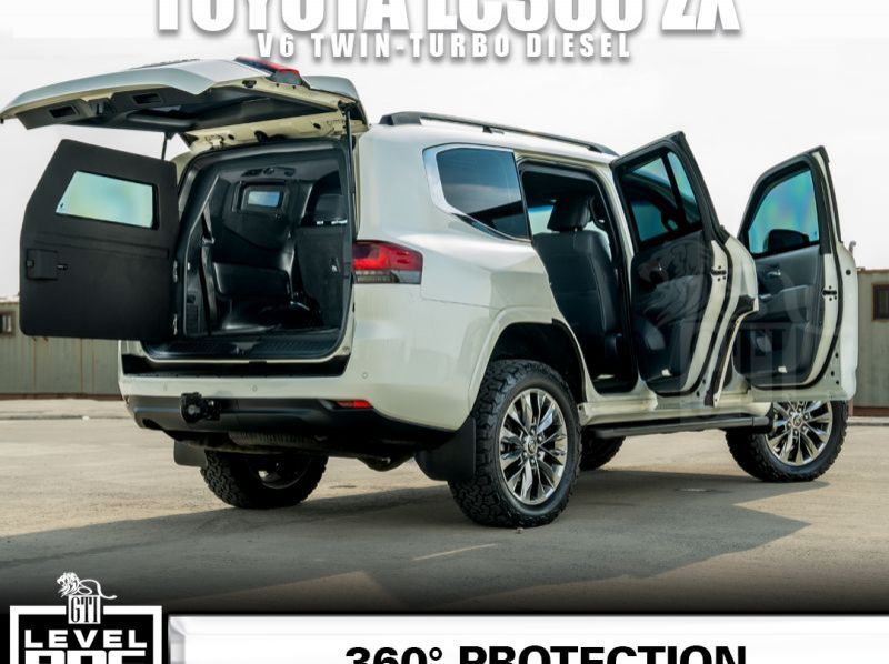 2025 Toyota Land cruiser 300 ZX White  Bulletproof pictures
