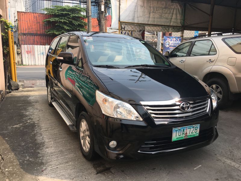2012 Toyota Innova G photo