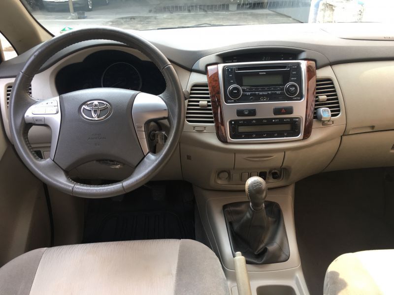 2012 Toyota Innova G photo