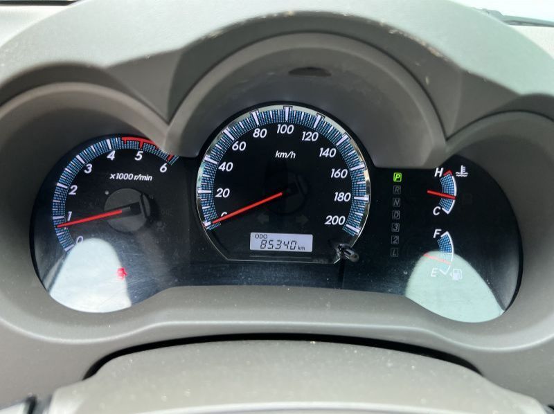 2012 Toyota Fortuner G pictures