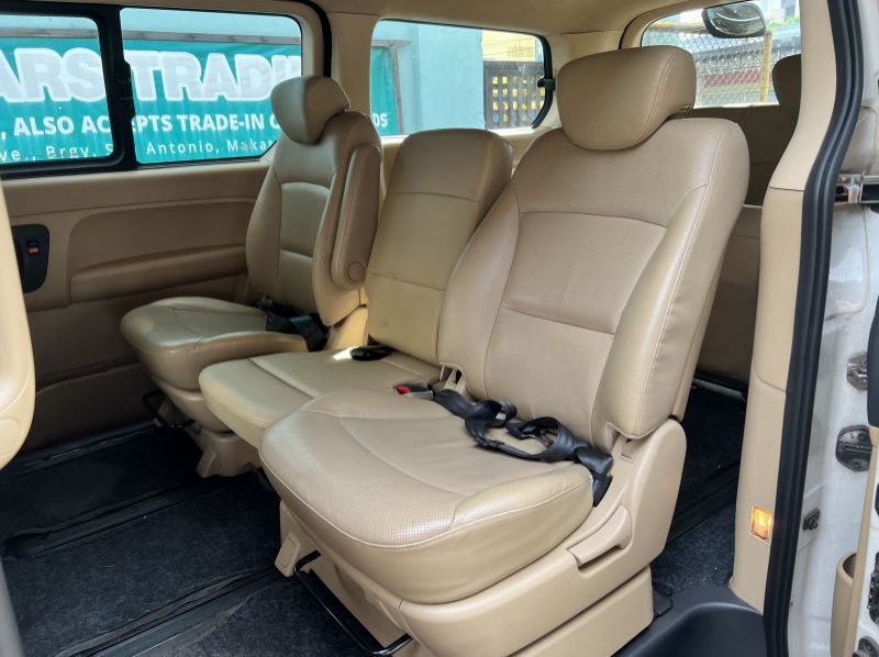 2013 Hyundai Grand Starex Gold VGT pictures