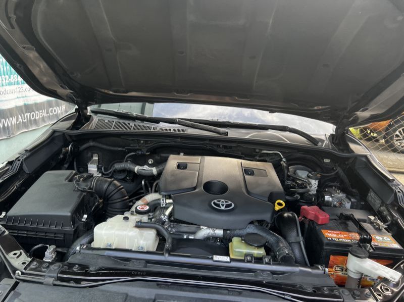 2019 Toyota Fortuner G pictures