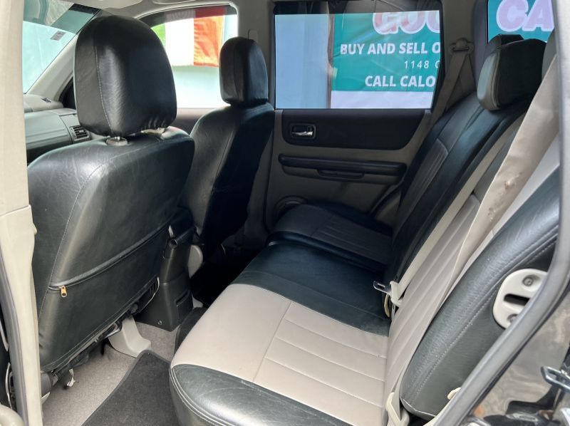 2010 Nissan Xtrail pictures