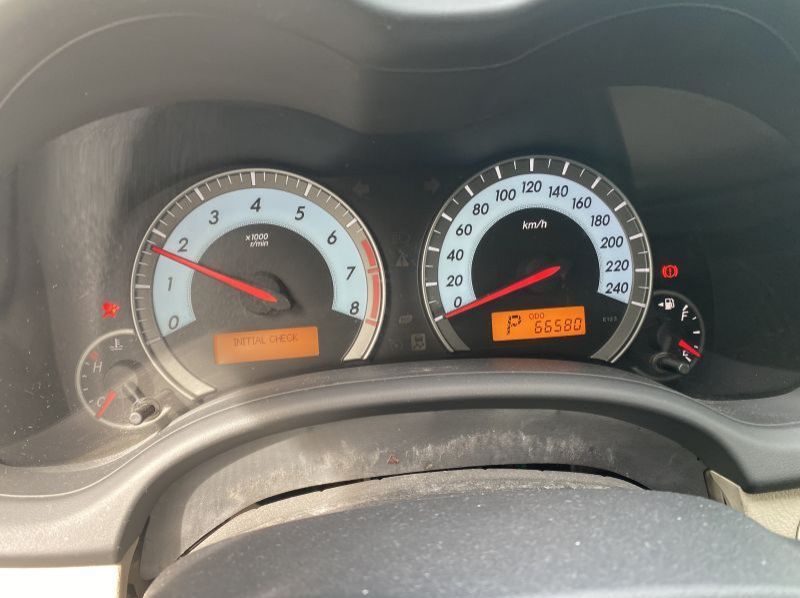 2012 Toyota Corolla Altis pictures