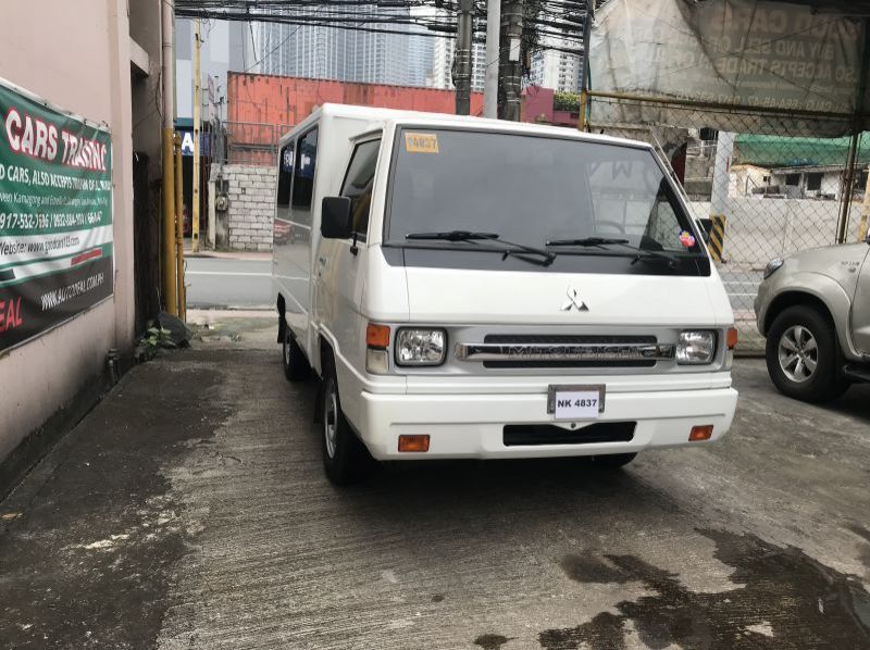 2016 Mitsubishi L300 FB pictures