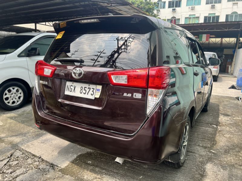 2022 Toyota Innova E pictures