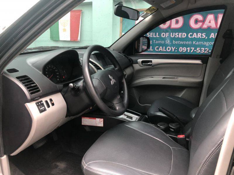 2014 Mitsubishi Montero GLX pictures