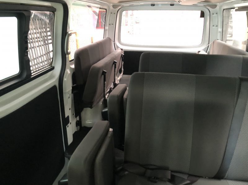2018 Nissan NV350 pictures