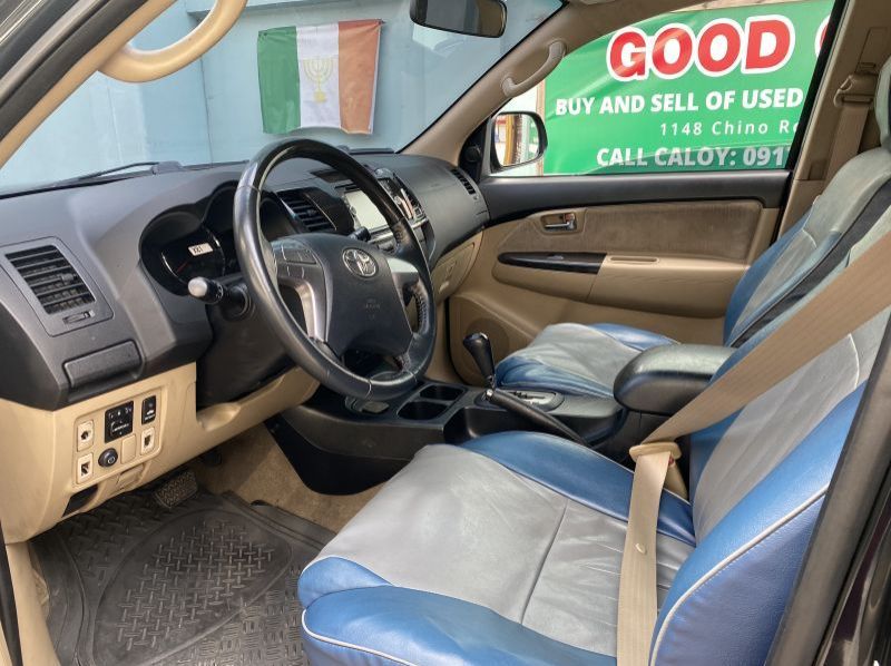 2014 Toyota Fortuner G pictures