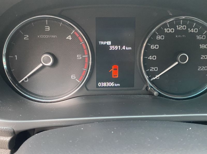 2016 Mitsubishi Montero GLS Premium pictures