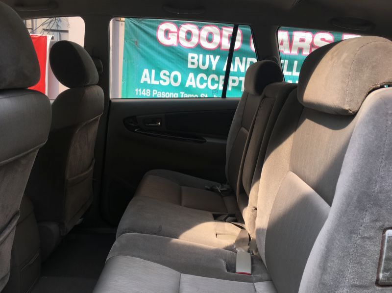 2012 Toyota Innova G pictures