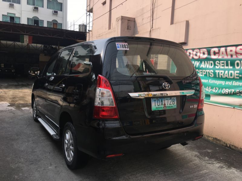 2012 Toyota Innova G pictures