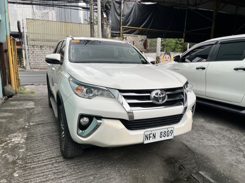 2020 Toyota Fortuner G pictures