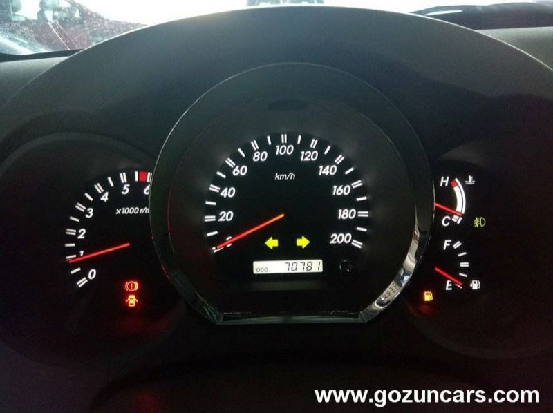 2009 Toyota Fortuner pictures