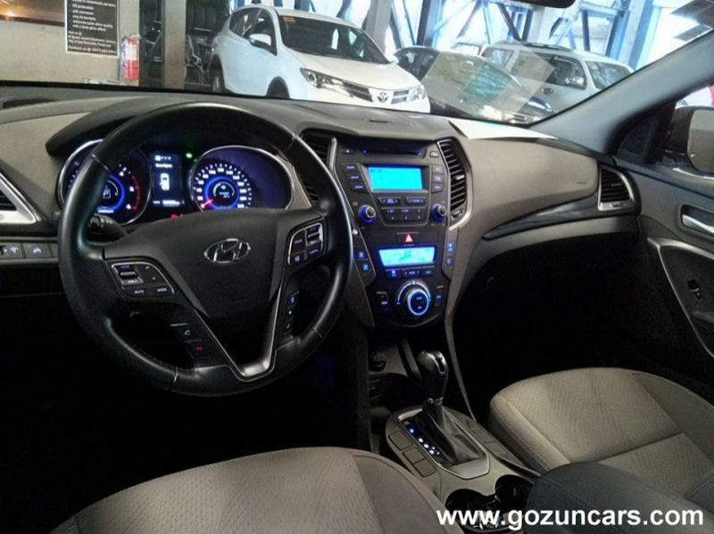 2014 Hyundai Santa Fe pictures