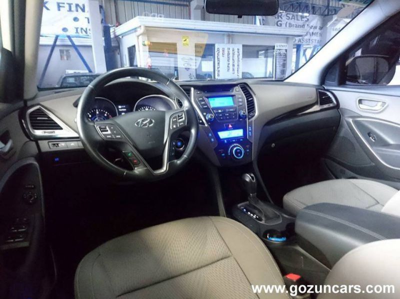 2013 Hyundai Santa Fe pictures