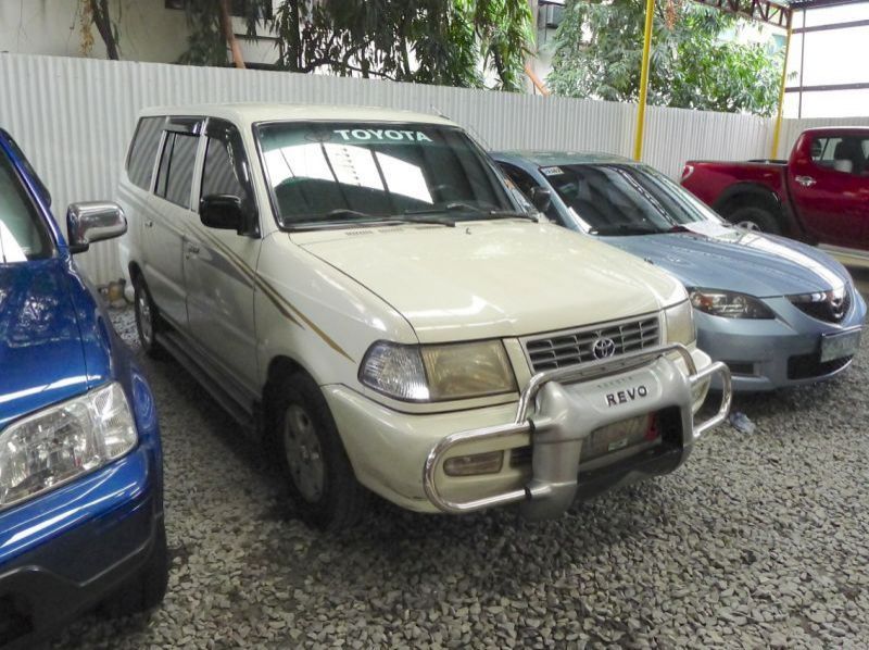 2002 Toyota Revo Tamaraw FX pictures