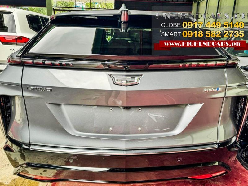 2023 Cadillac LYRIQ photo