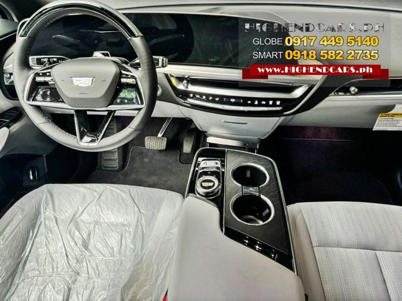 2023 Cadillac LYRIQ photo