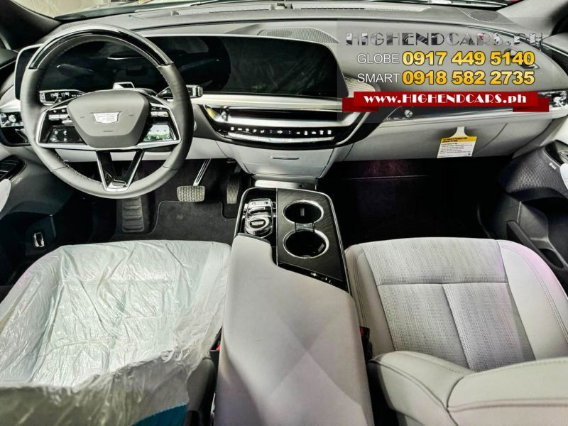 2023 Cadillac LYRIQ photo