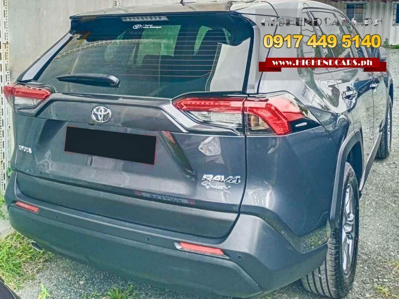 2026 Toyota Rav4 XLE HEV Hybrid photo