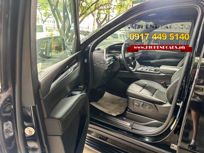 2026 Cadillac Cadillac Escalade New Look photo