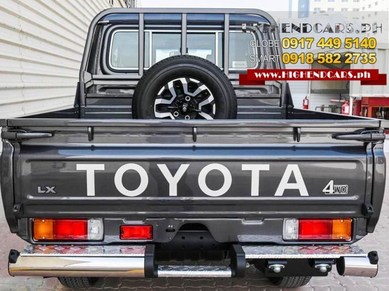 2025 Toyota LAND CRUISER LC79 PICKUP DIESEL AT photo