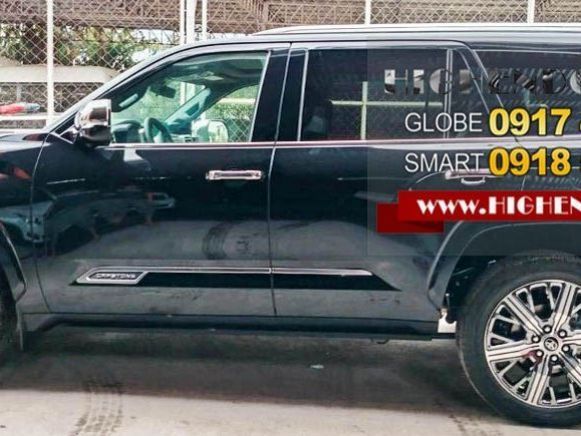 2025 Toyota Sequoia Capstone Hybrid photo