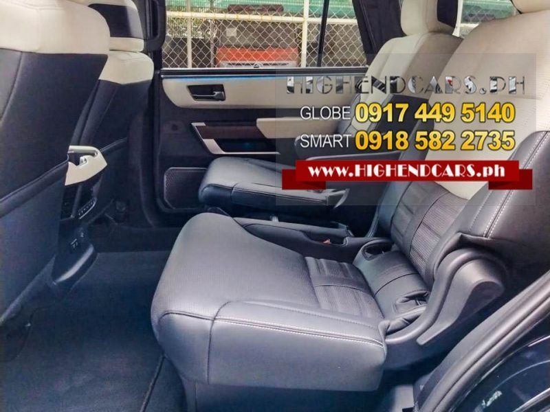 2025 Toyota Sequoia Capstone Hybrid photo