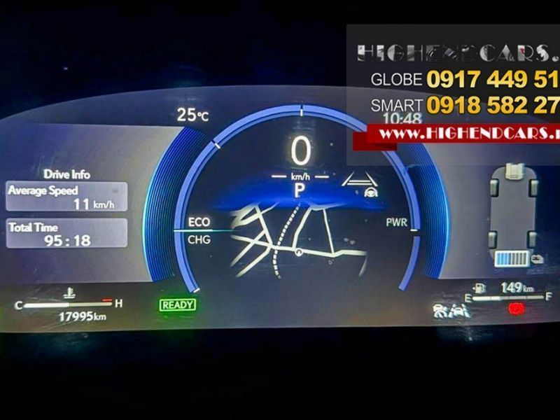 2024 Lexus LM350H AWD Hybrid photo