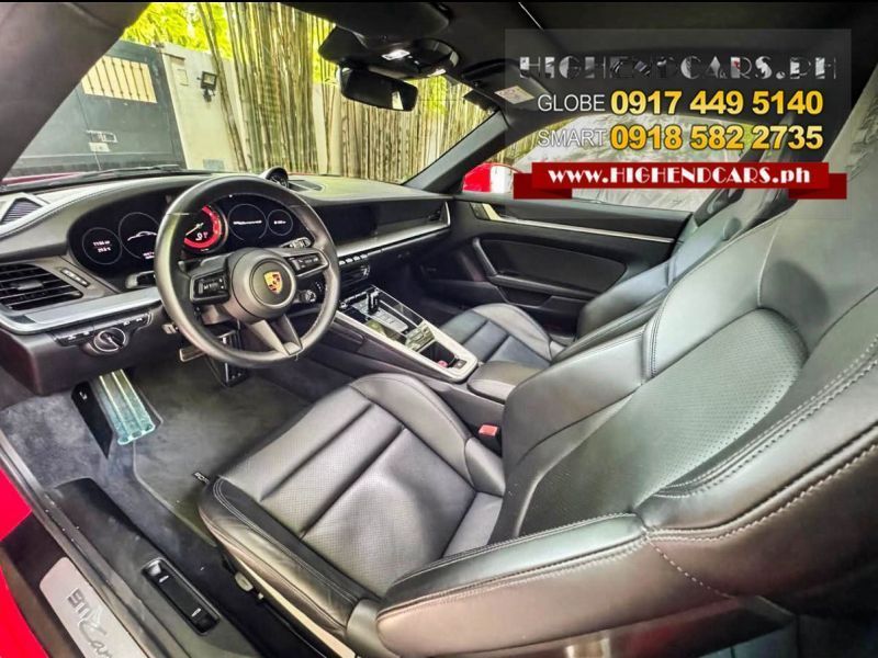 2023 Porsche CARRERA 4S GUARD RED photo