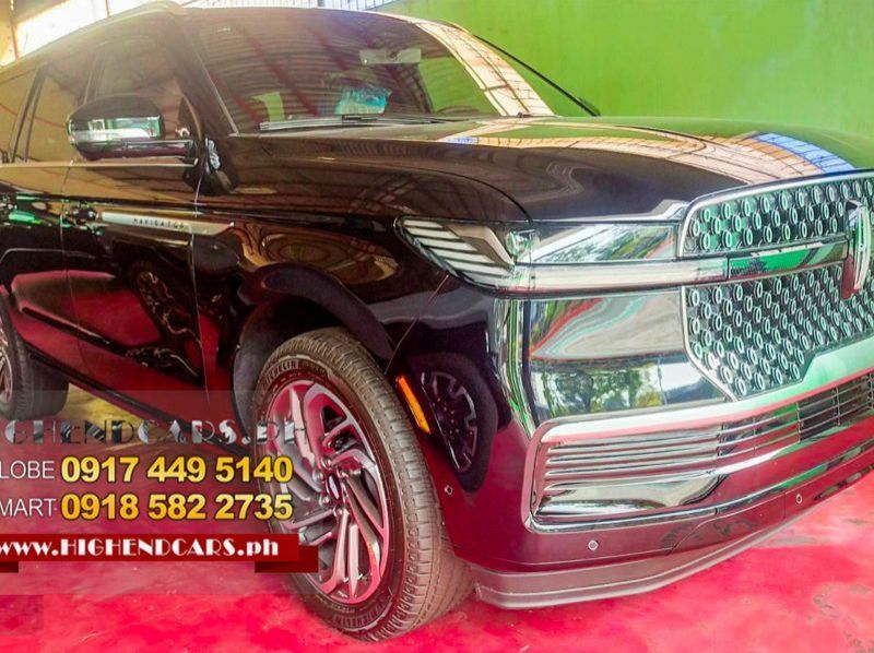 2025 Lincoln NAVIGATOR BLACK LABEL pictures
