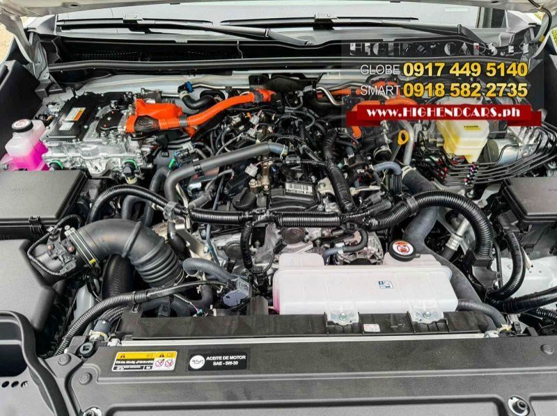2026 Toyota 4RUNNER LIMITED HYBRID pictures