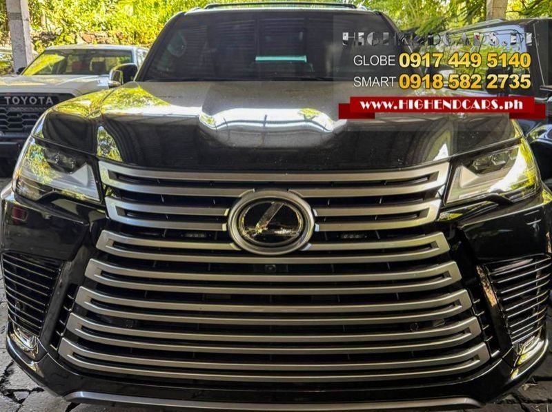 2025 Lexus LX600 ULTRA LUXURY pictures