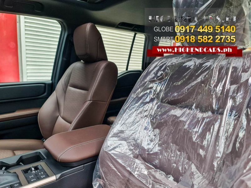 2025 Toyota LAND CRUISER PRADO ADVENTURE PACKAGE pictures