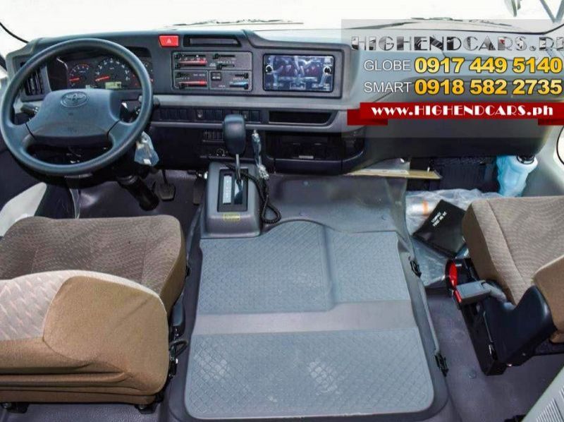 2024 Toyota COASTER 22 SEATER DIESEL A/T pictures