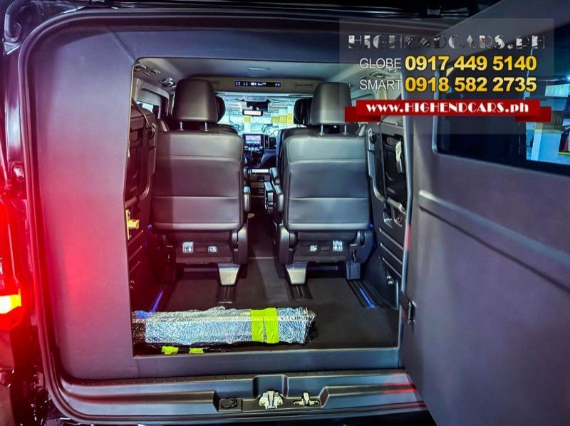 2025 Toyota HIACE ELITE BULLETPROOF pictures