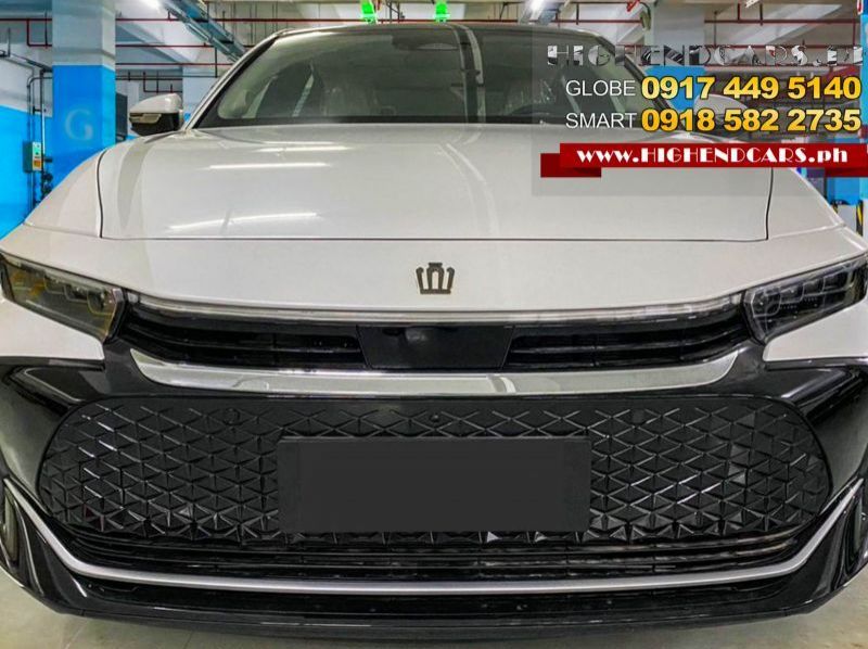 2024 Toyota Crown pictures