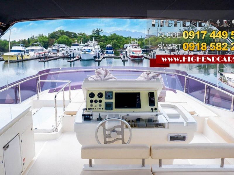 2008  2008 FERRETTI 731 pictures