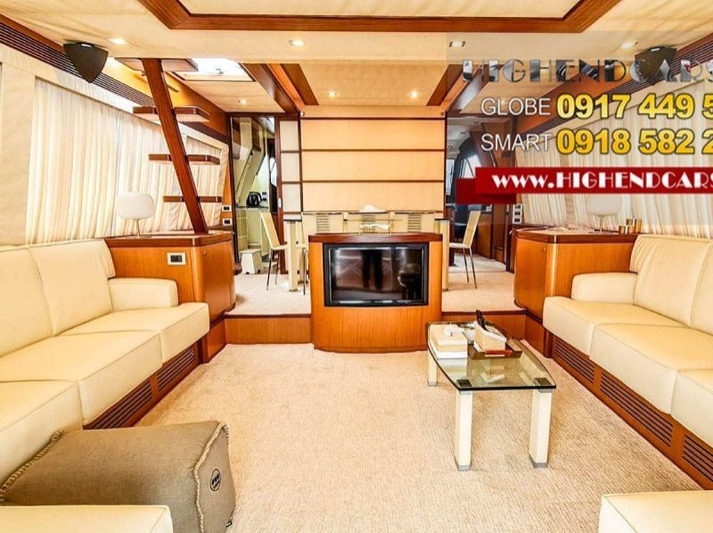 2008  2008 FERRETTI 731 pictures