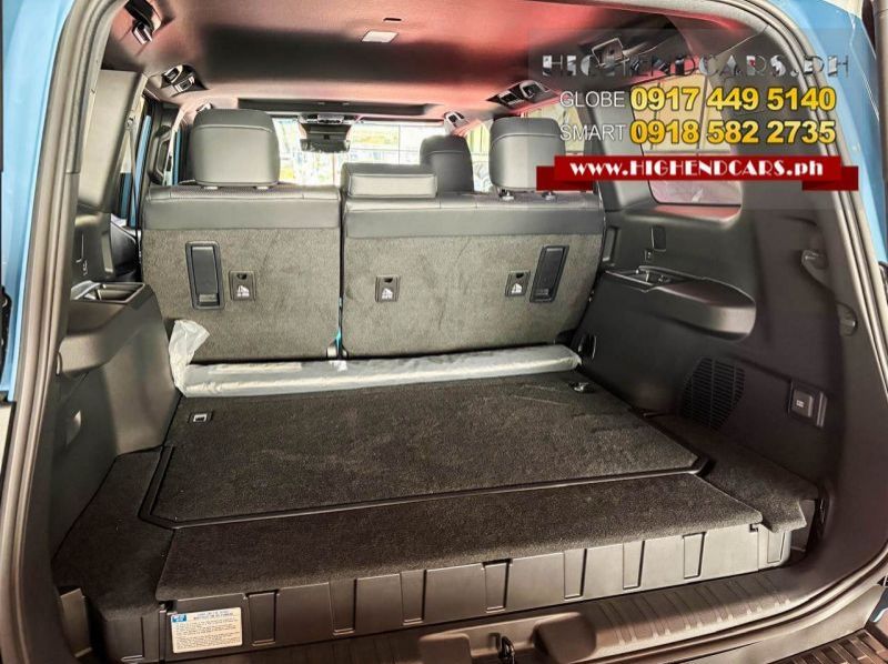 2026 Toyota LAND CRUISER PRADO LC250 HYBRID pictures