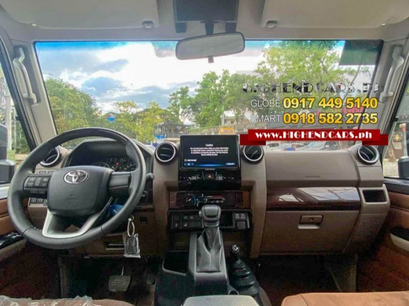 2025 Toyota LAND CRUISER LC79 PICKUP DIESEL pictures