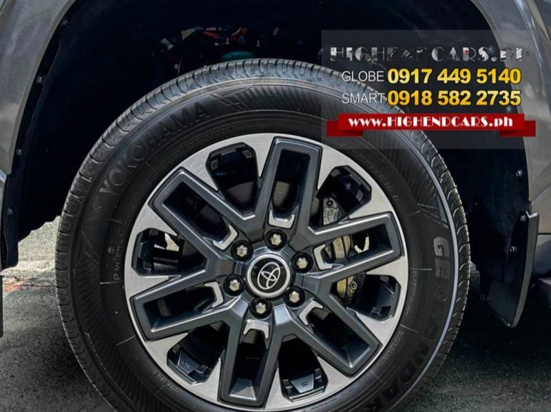 2025 Toyota SEQUOIA LIMITED BULLETPROOF pictures