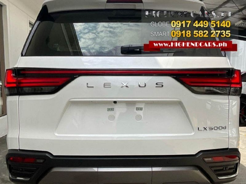 2024 Lexus LX500D pictures