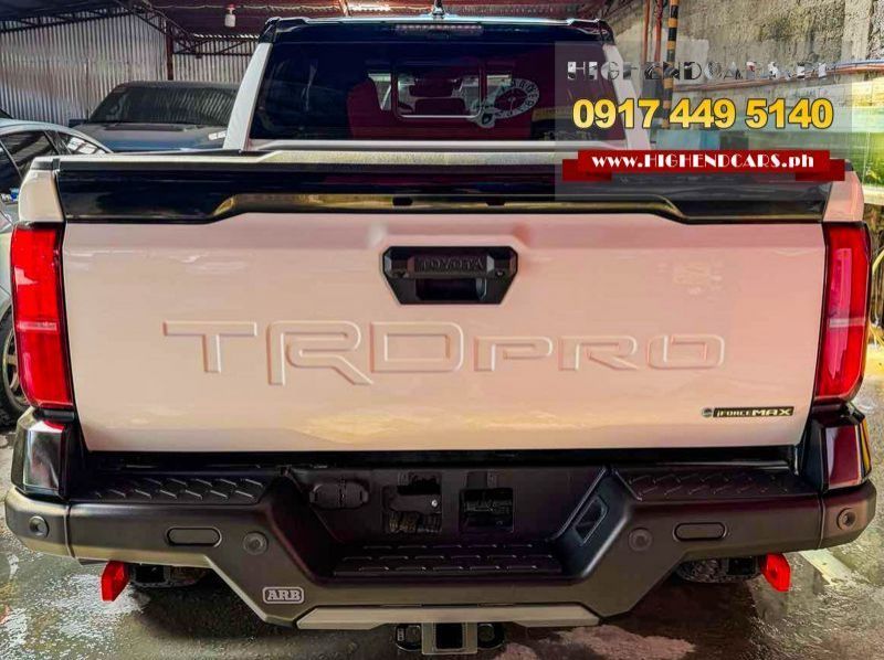 2026 Toyota Tacoma TRD Pro Hybrid pictures