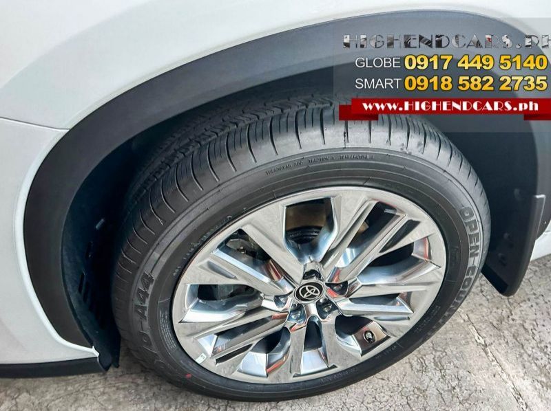 2023 Toyota HIGHLANDER LIMITED HYBRID pictures