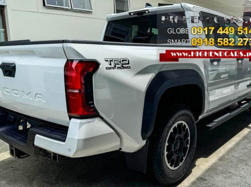 2024 Toyota TACOMA TRD OFF ROAD 4X4 pictures