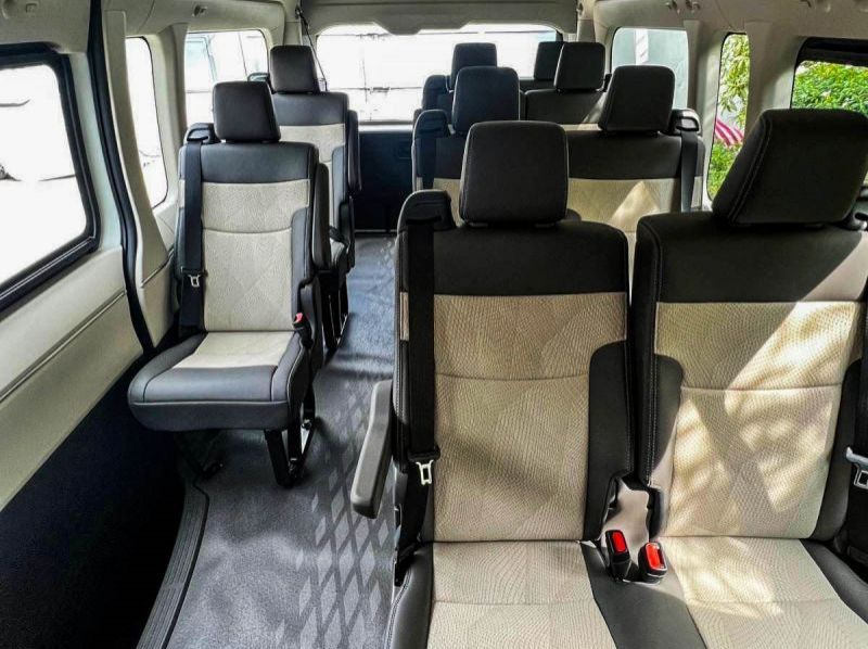 2022 Toyota HIACE GL GRANDIA TOURER pictures