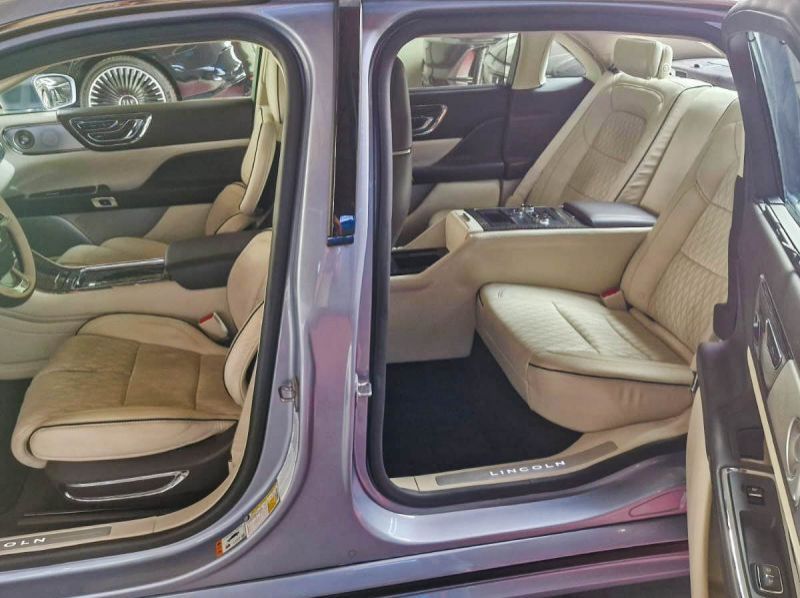 2021 Lincoln Continental pictures