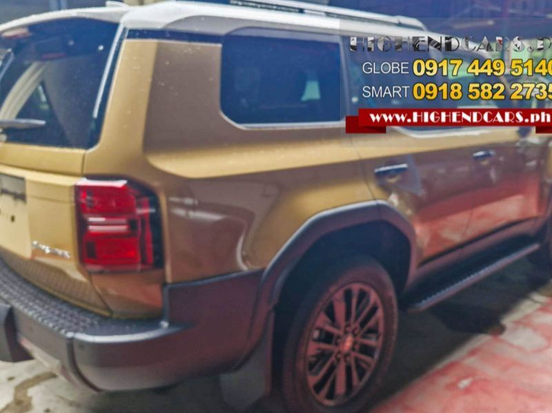 2025 Toyota LAND CRUISER PRADO LC250 HYBRID pictures